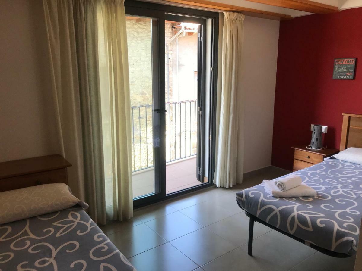 Apartaments Ca L'Albert La Pobla de Segur Exterior foto